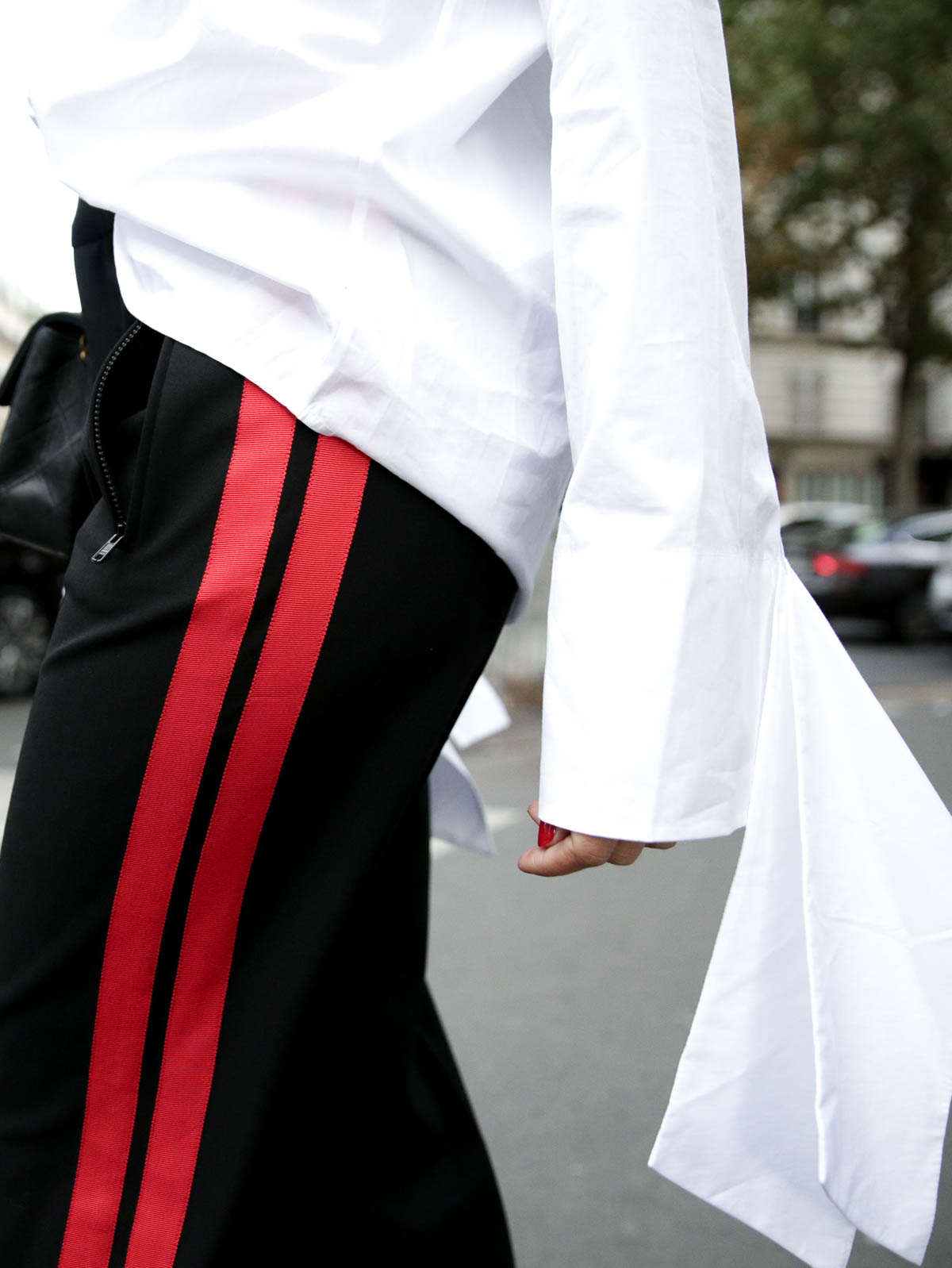 bartabac-blog-paris-fashion-week-oversize-camisa-chanel-look-outfit-moda-blogger-27