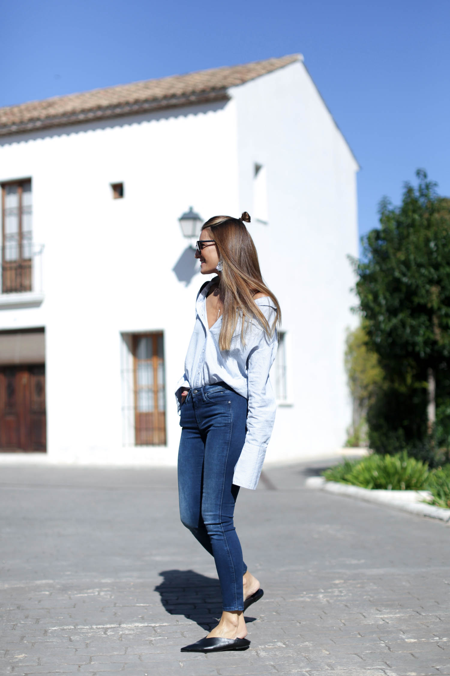 4-bartabac-calvin-klein-denia-jeans-denim-vaqueros-camisa-oversize-sleeves-babuchas-outfit-moda-blogger-7